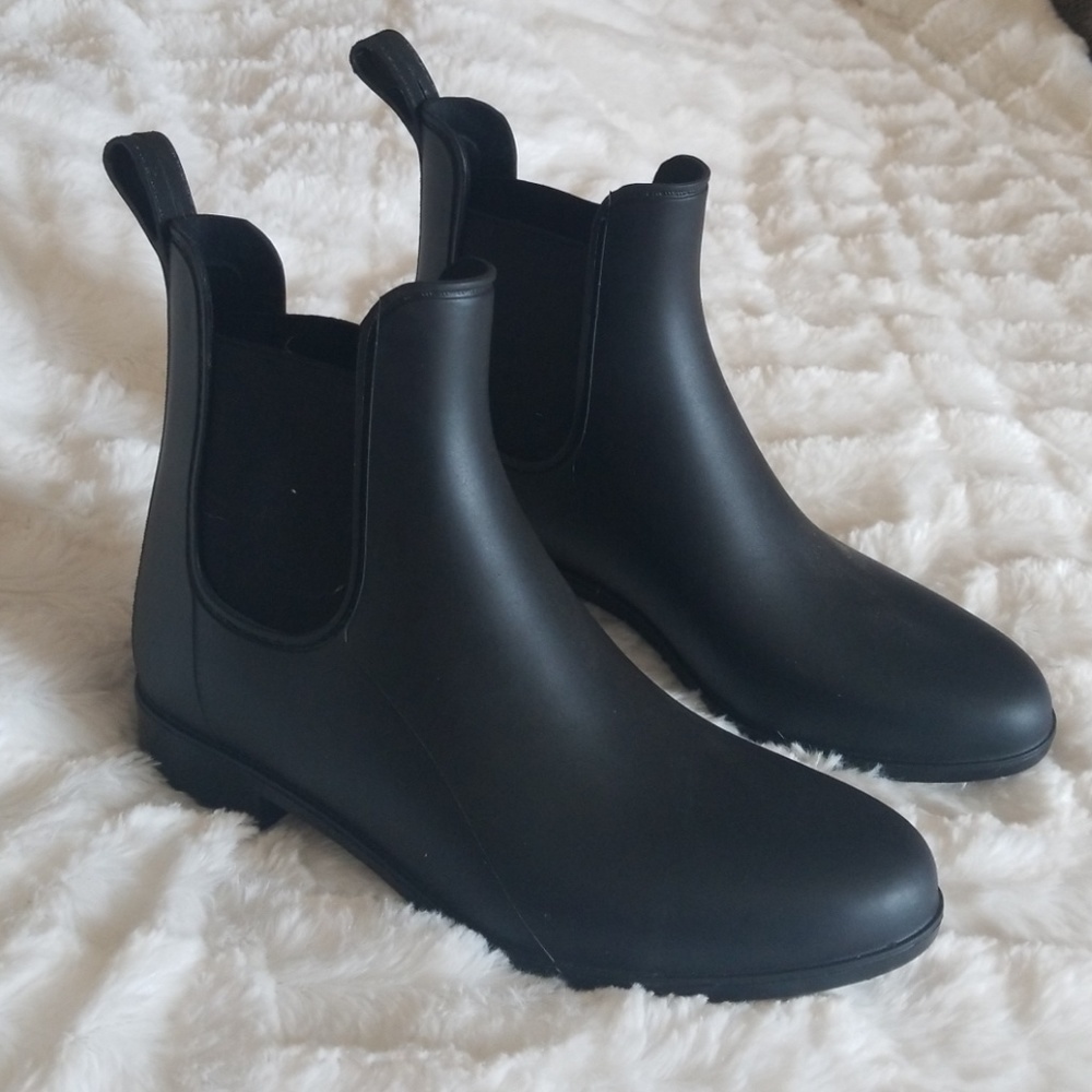 Short Rain Boots